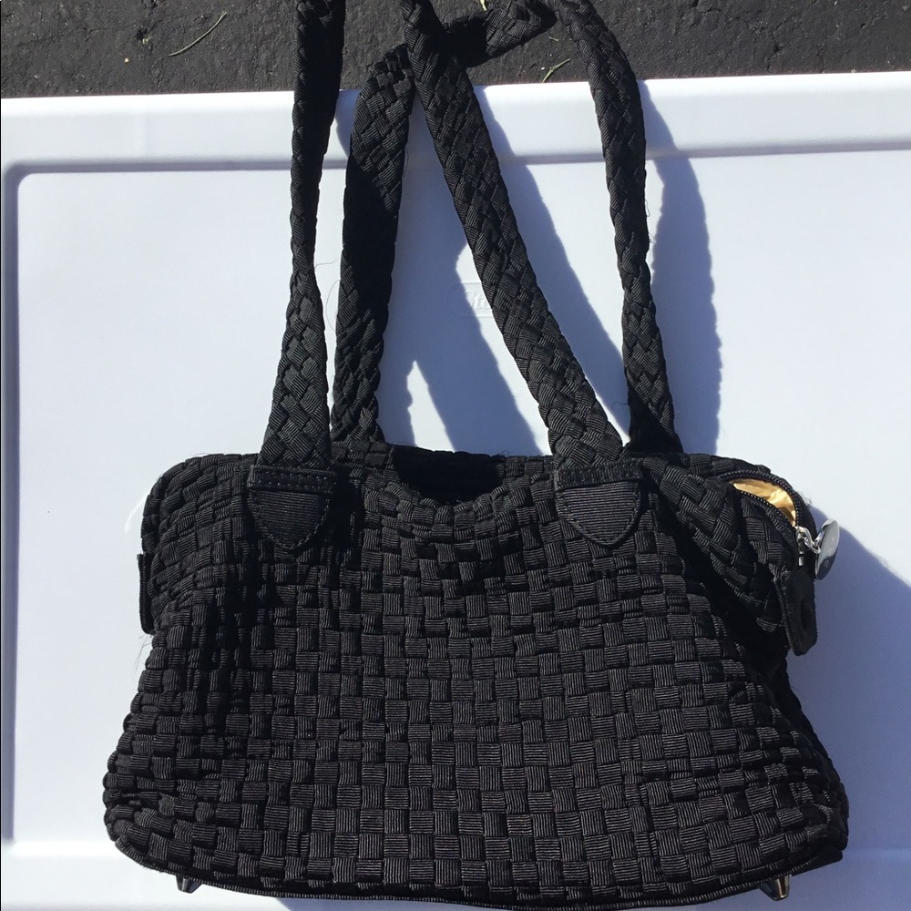The Sak Satchel